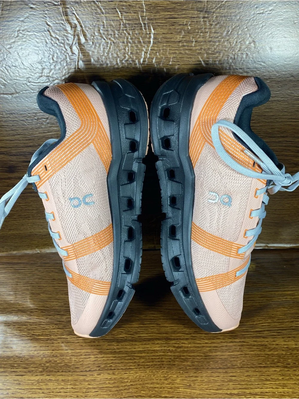 On Cloud Cloudgo women’s shoe size 7.5